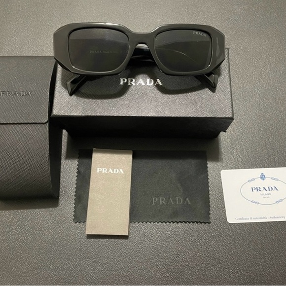 Authentic PRADA Milano Black Designer Sunglasses: Premium Shades - Limited Stock - Picture 1 of 7